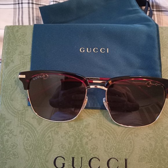 Men's Gucci sunglasses - Picture 1 of 2